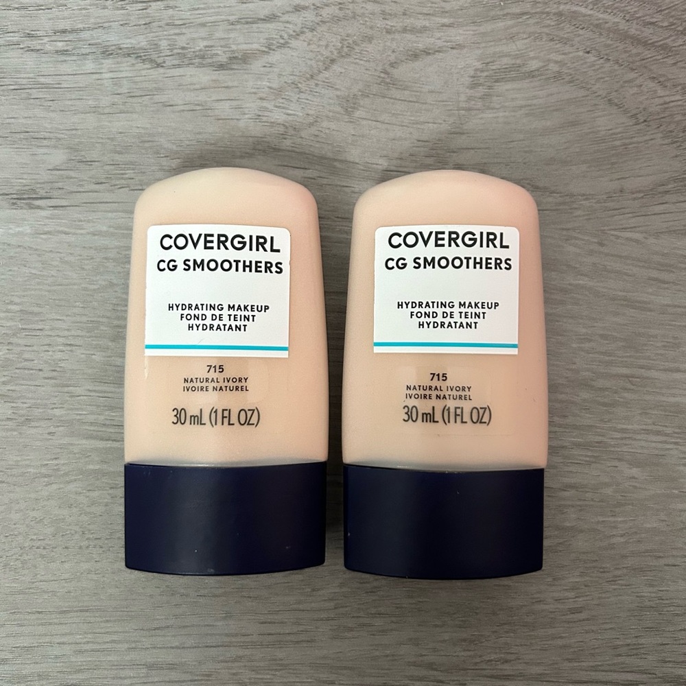 Covergirl CG Smoothers Hydrating Makeup - 715 Natural Ivory Bundle of 2